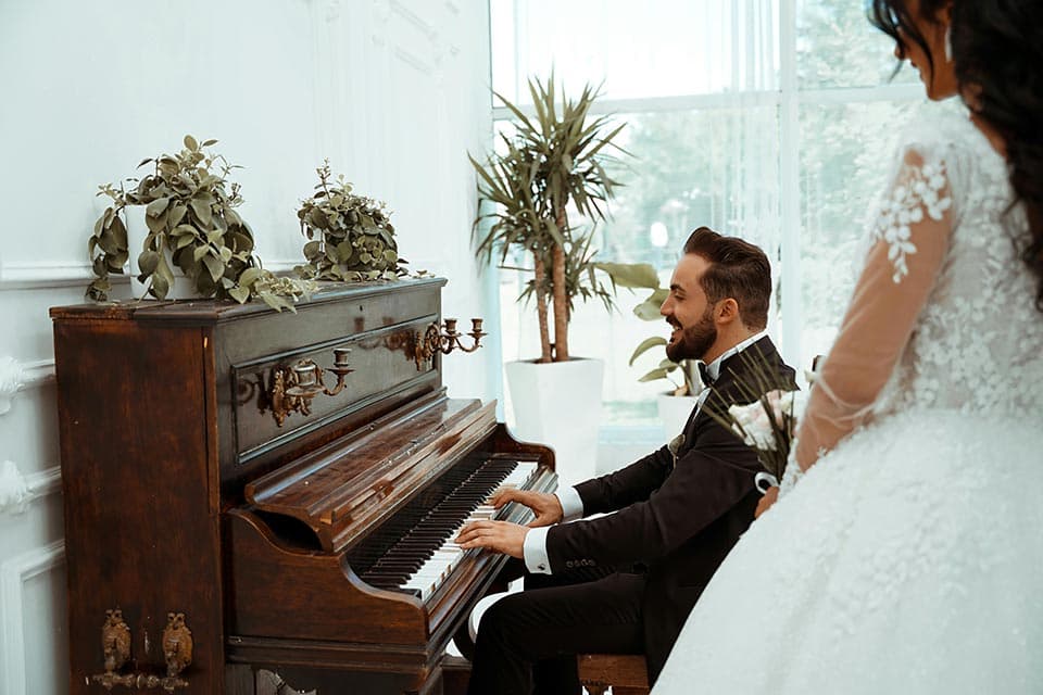 Three music genres you may never haveconsidered for your wedding – but should